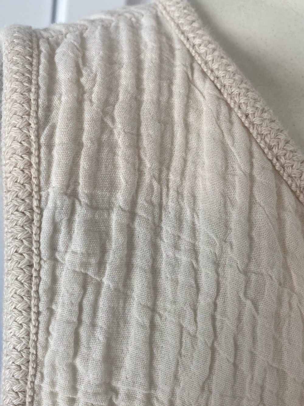 Max Studio Cream Textured Sleeveless Tank Top - Picture 4 of 5